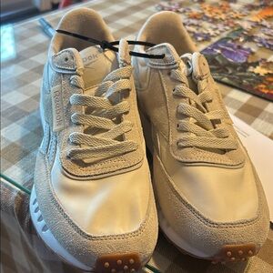 Reebok Beige and White Casual Sneakers